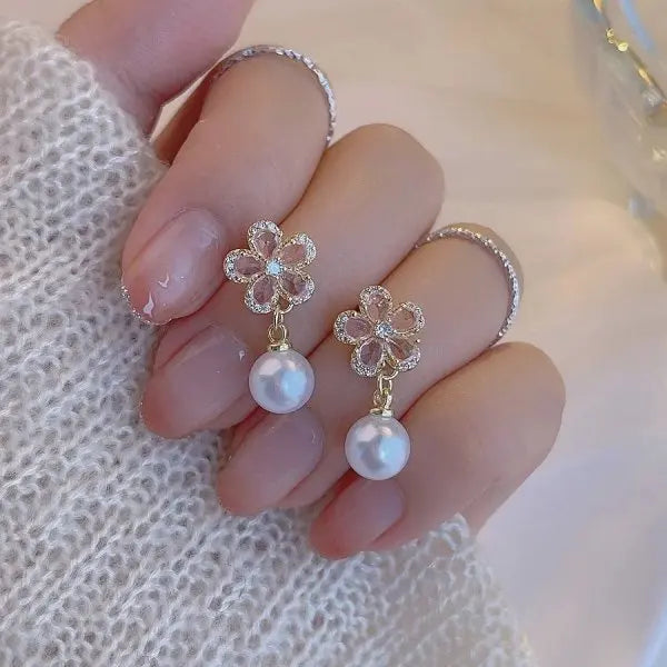 Boucles d'oreilles feuilles zircon