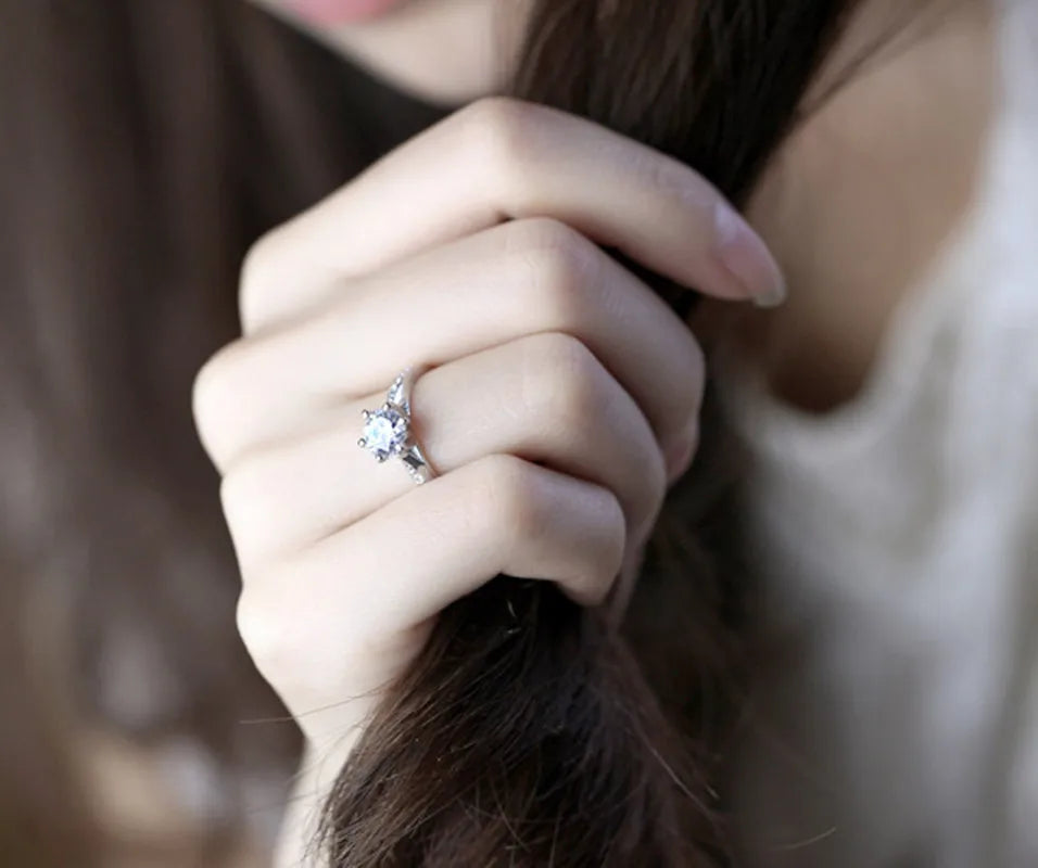 Bague classique de luxe en argent Sterling 925 pour femmes, bijoux à Six griffes, simple, diamant 70ct, imitation diamant, bague pour femmes