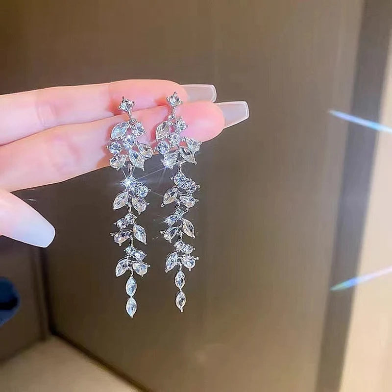 Boucles d'oreilles feuilles zircon