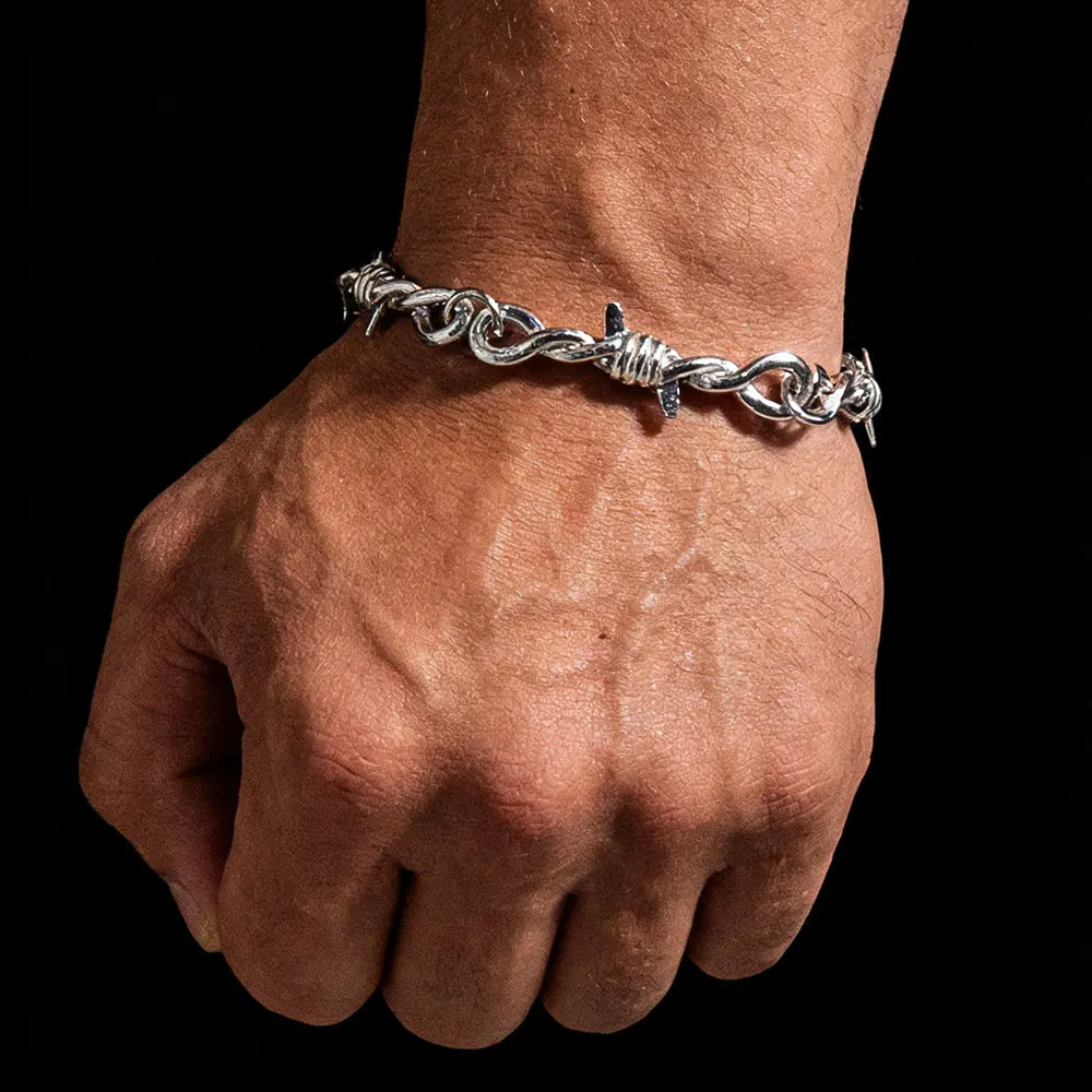 Bracelet Gothique Chaîne Fil Barbelé pour Hommes et Femmes.