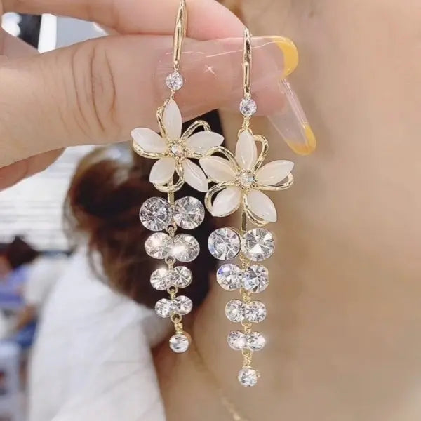 Boucles d'oreilles feuilles zircon