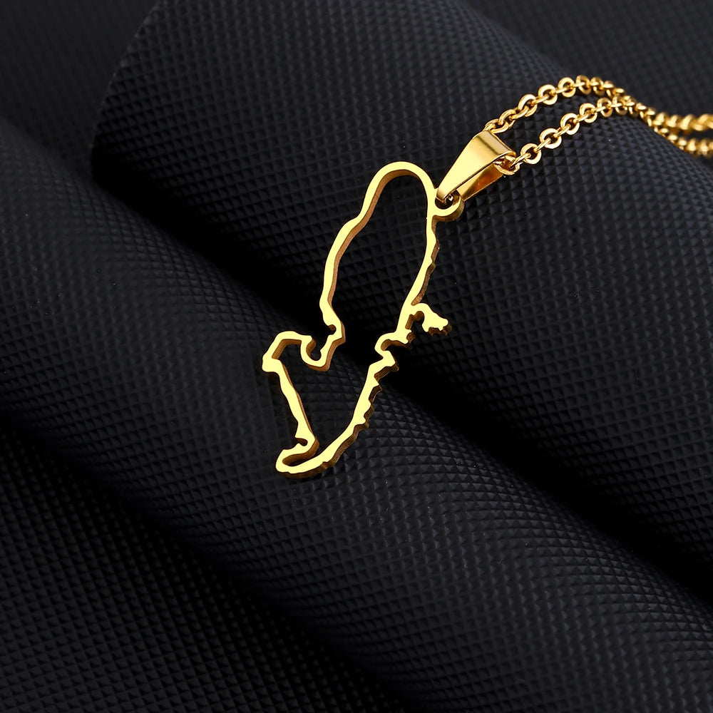Collier avec pendentif carte Martinique  en acier inoxydable.