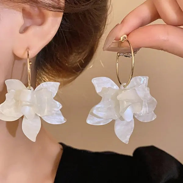 Boucles d'oreilles feuilles zircon