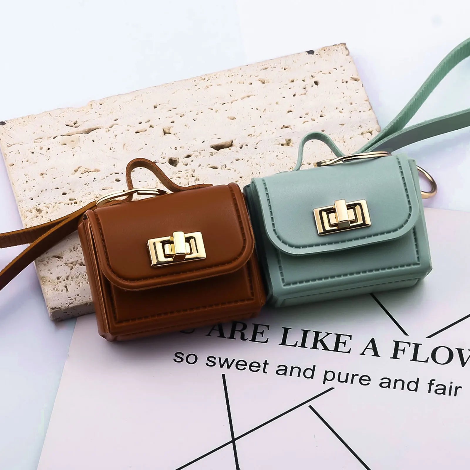 Mini Sac Porte-Clés en Cuir PU — Porte-Monnaie Zippé, Pendentif Sac, 7 Coloris